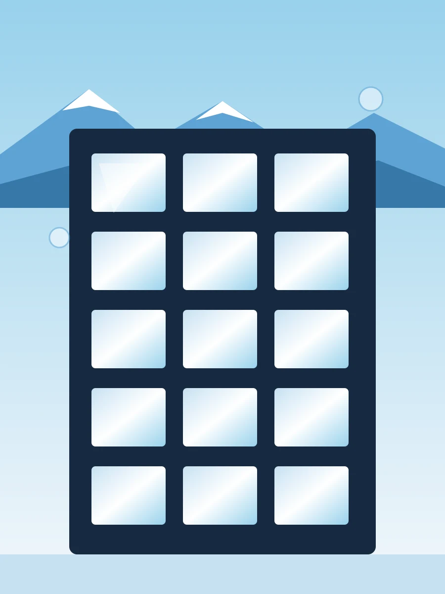 Façade vitrée d’un immeuble de bureaux propre, montagnes en arrière-plan